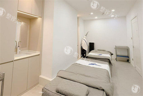 西安叶子海豚医疗美容皮肤治疗室