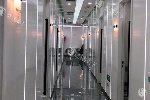 兰州维多丽亚整形医院是正规的吗？很正规 资质技术和收费都很正规！