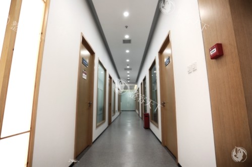 北京美度医疗美容医院走廊