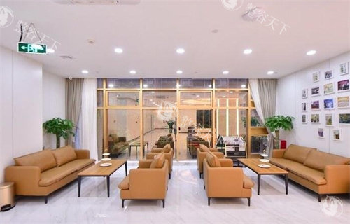 广州荔医医疗美容门诊部价格表2025年：奥美定修复按难度定价，整外项目按方案定价，植发按毛囊单位收费，没有创口抗衰按项目定价!