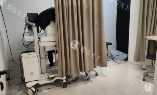 成都八大处整形医院治疗室环境示意图