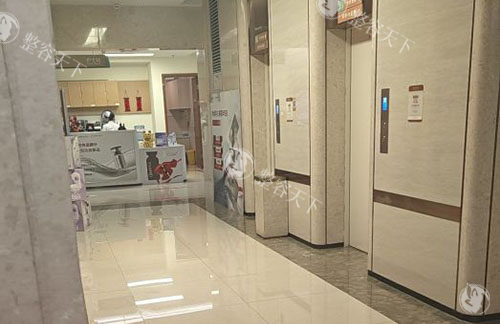 福州伽禾伽美医疗美容走廊环境图
