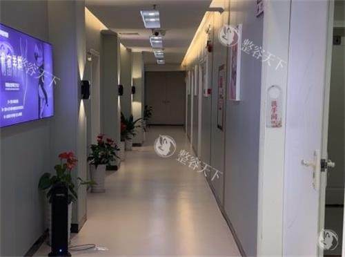 深圳军科整形医院过道