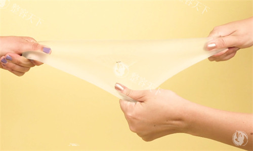 隆胸假体的延展性