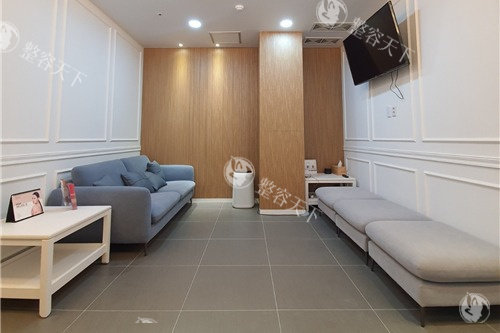 上海艺星医疗美容医院导诊台