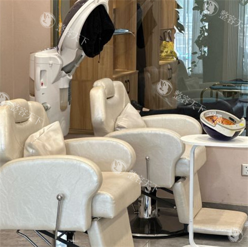 济南碧莲盛植发养发区环境图