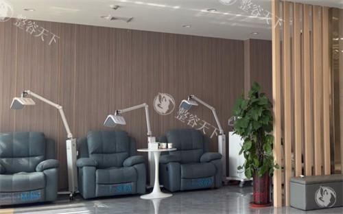 济南碧莲盛植发光疗区