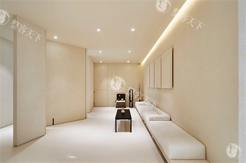 韩国Beulibal整形外科休息大厅