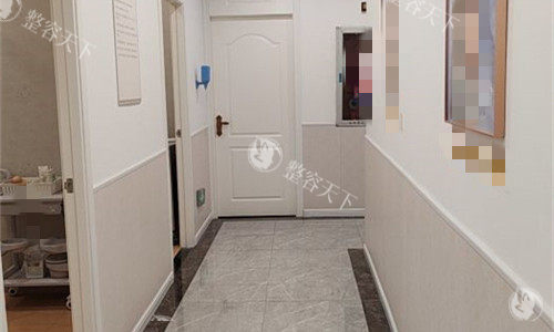 深圳福雅医疗美容走廊图