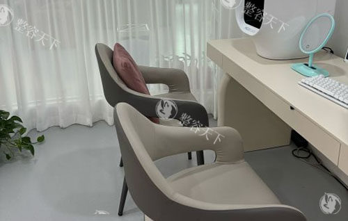 贵阳利美康整形商谈区