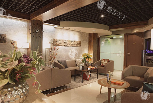 韩国MinClinic皮肤科大厅