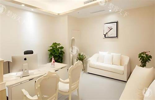 武汉美莱整形<span class='highlight'>咨询</span>室