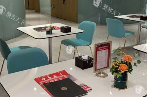 北京艺美王东吸脂价格是多少？面部1.5万+/腰腹2万+/大腿2.2万+