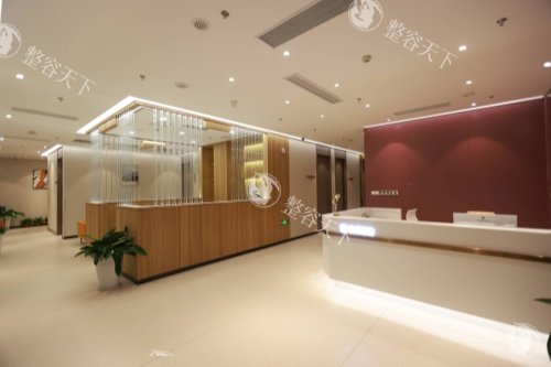 昆山玥美医疗美容医院前台区域