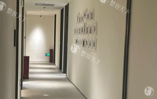 广州艺星医疗美容医院地址在哪里？天河区天河北路186号，附地铁公交路线