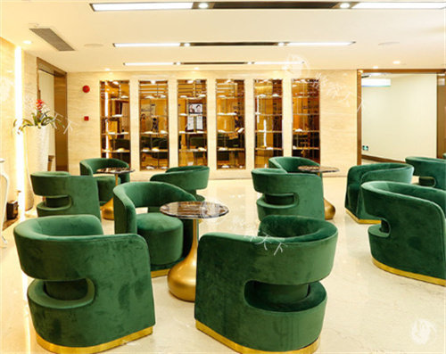 广州曙光医院疤痕修复中心地址在哪里？在白云区机场路，地铁2号线可到