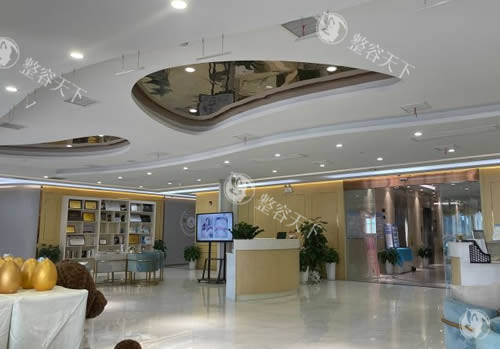 合肥斯尔美医疗美容大厅环境实拍图