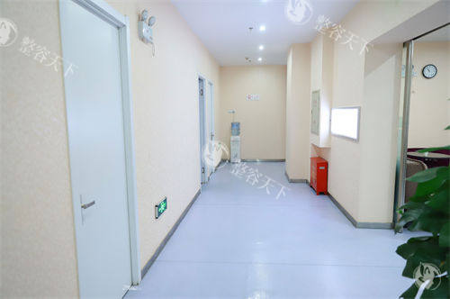 沈阳元辰整形过道环境