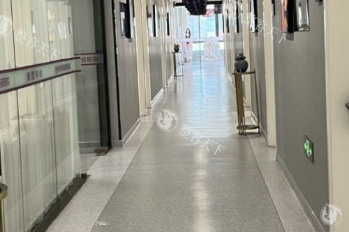 徐州华美美容医院走廊
