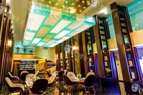 成都武侯区艾米丽整形医院正规吗?实地探访揭秘潘红伟医生脂肪移植技术实力