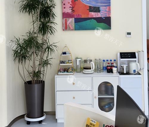 北京润颜医疗美容怎么样好吗，主做轻医美项目结果自然很受求美者欢迎！