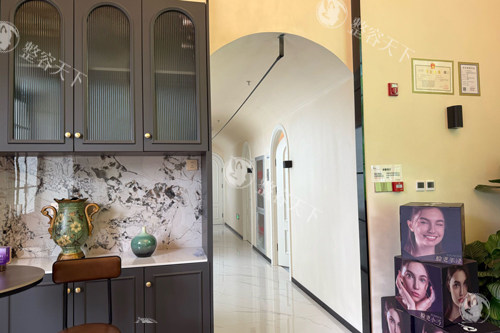 北京蓝奥医美技术深度解析：脂肪填充与双眼皮手术的个性化艺术