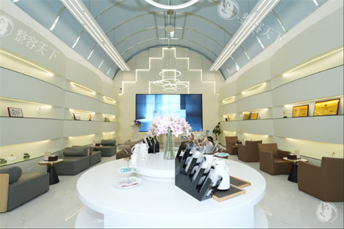 成都艺星医疗美容等待大厅