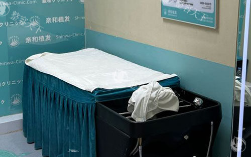 大连植发哪里好？大连成莱/亲和/维恩植发技术口碑双优，附价格参考！