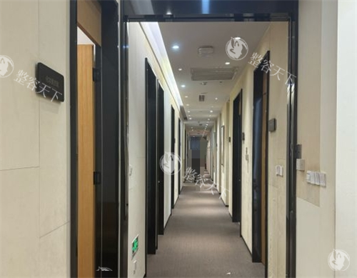 南京艺星整形诊室病房外走廊