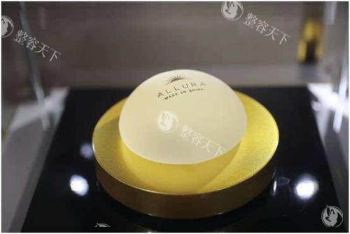 丰胸手术傲诺拉闪耀隆胸假体