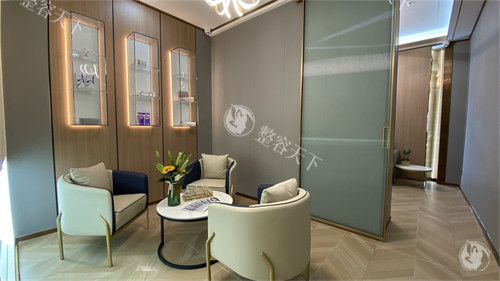 秦皇岛纪辉整形等候区