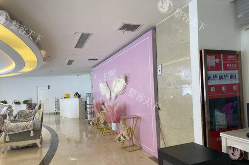 兰州时光激光整形医院大厅的一角环境