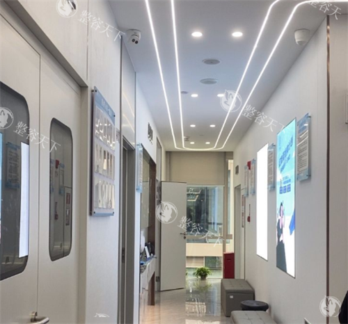 深圳济美仁医疗美容过道区