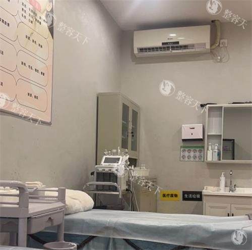 深圳福雅整形医院诊疗室