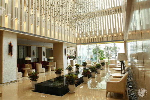 四川成都华美紫馨整形医院是不是正规医院？集团连锁品牌，技术设备都可靠