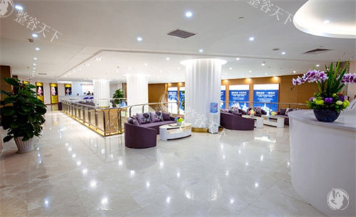 东莞爱思特医疗美容二楼大厅