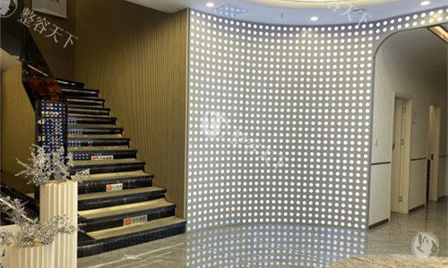 成都华生铂悦医疗美容楼梯图