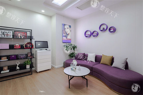 长沙爱思特整形询问室