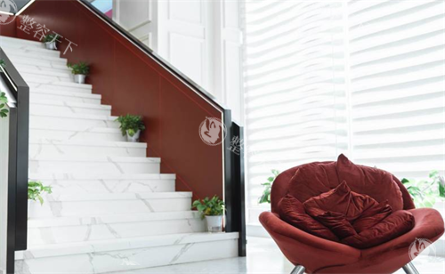 杭州至优美整形楼梯处