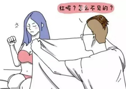 处女膜意外破裂后夫妻生活争吵的画面