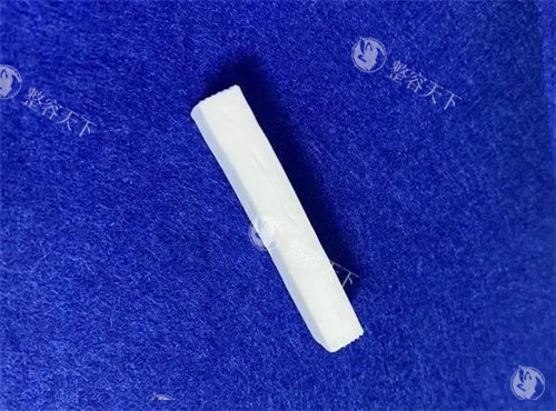 隆鼻手术的膨体